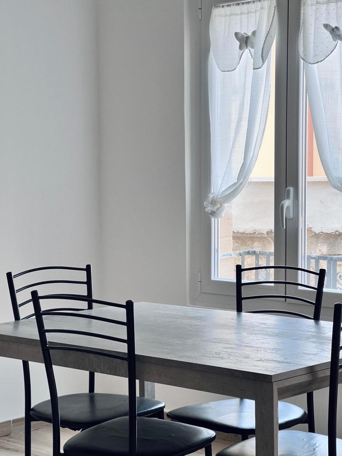 Macario Apartment In The Old Town باري المظهر الخارجي الصورة